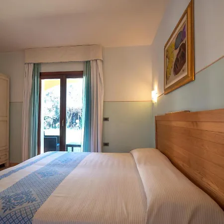 Hotel Luci Del Faro 3* Calasetta