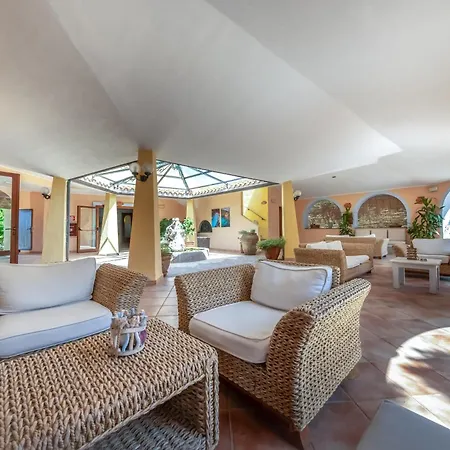 Hotel Luci Del Faro 3*
