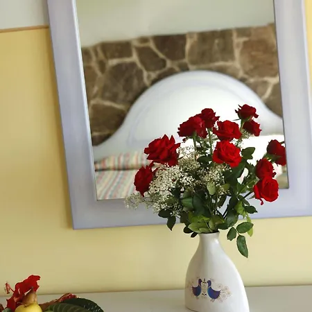 Luci Del Faro فندق كالاسيتا
