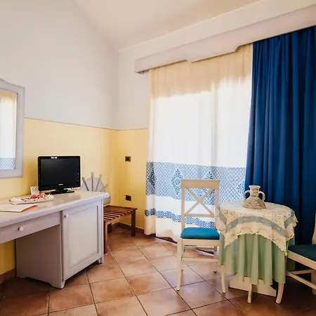 Hotel Luci Del Faro 4*